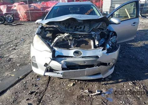 2013 Toyota Prius C Two from USA, damaged, VIN JTDKDTB38D1052952